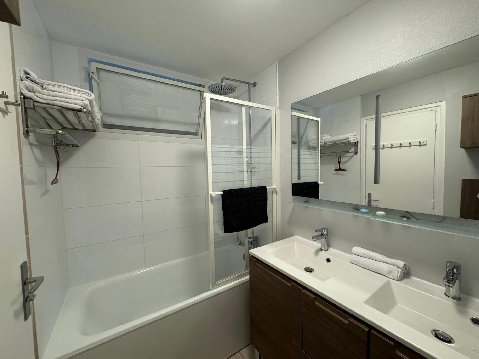 Chez Tonton, Au Calme Avec Parking Appartement *